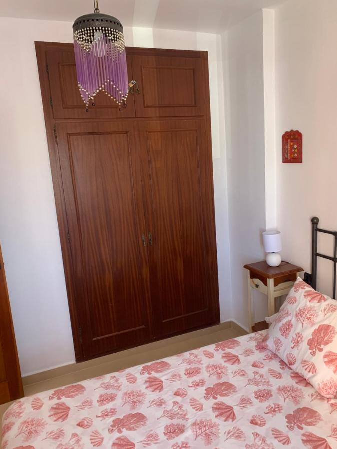 Apartamento A Pie De Playa 塔里法 外观 照片